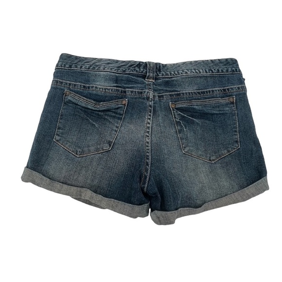 JEANSWEST Cuffed Hem Distressed Jean Shorts Size 28 Women’s - Picture 3 of 6